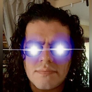 Meet your Posher, Christian